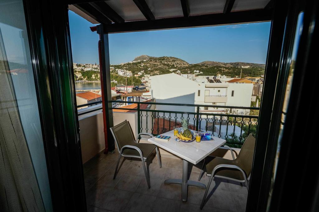 Thalami Apartment Almirida Rum bild