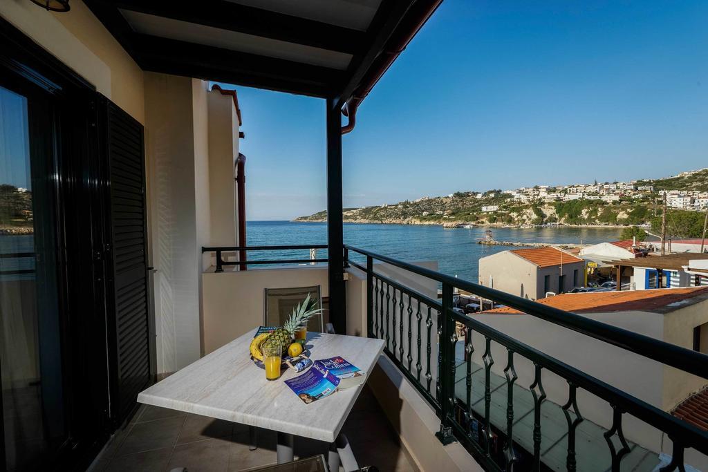 Thalami Apartment Almirida Rum bild