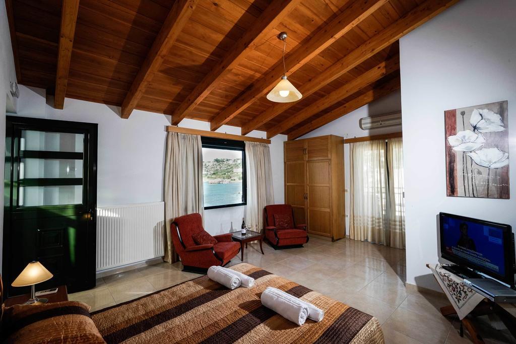 Thalami Apartment Almirida Rum bild