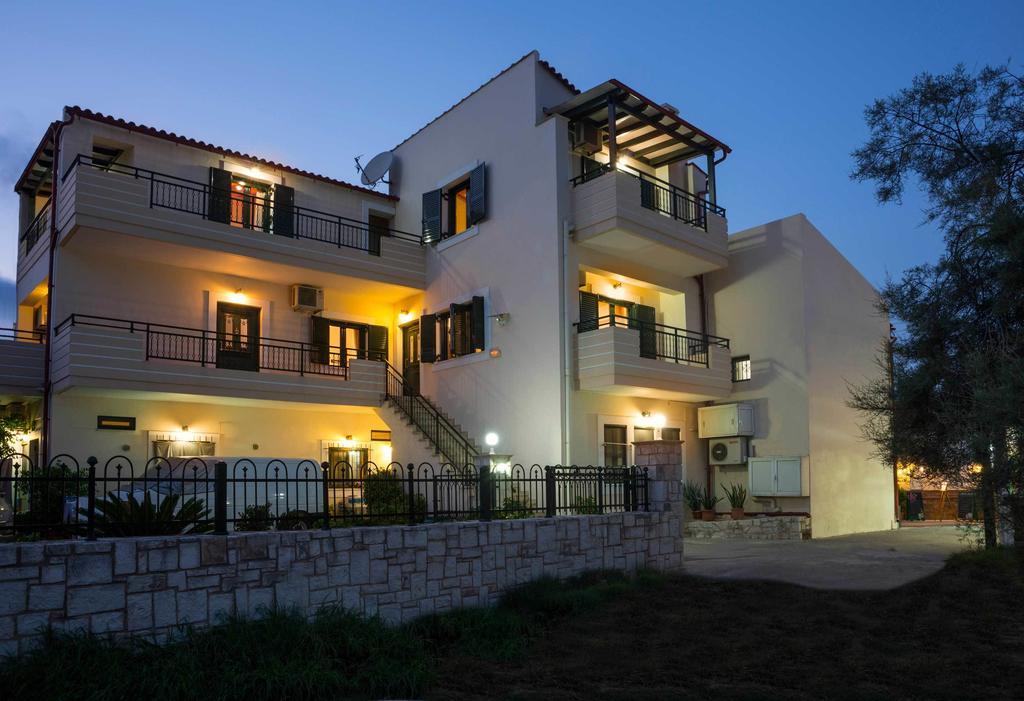 Thalami Apartment Almirida Rum bild
